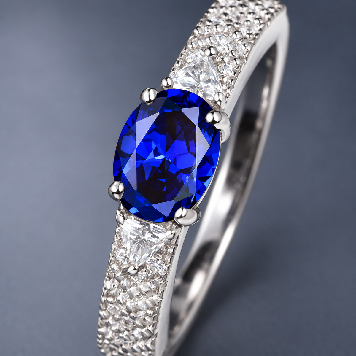 Lab-created sapphire Ring R3181 — craftsmanship detail